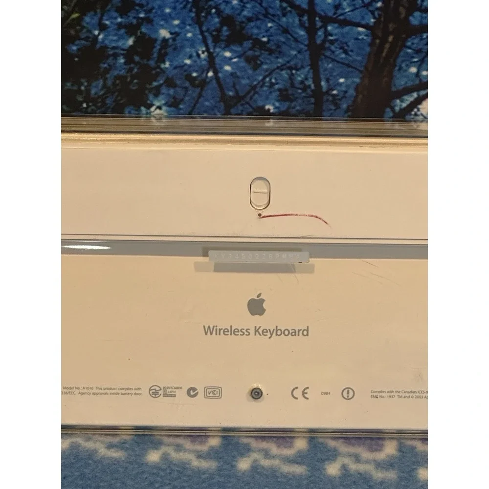 Apple Wireless‎ Keyboard